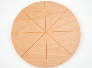 VBS50-8 Pizza tray with 8 slices in Ø 50 certified beech wood