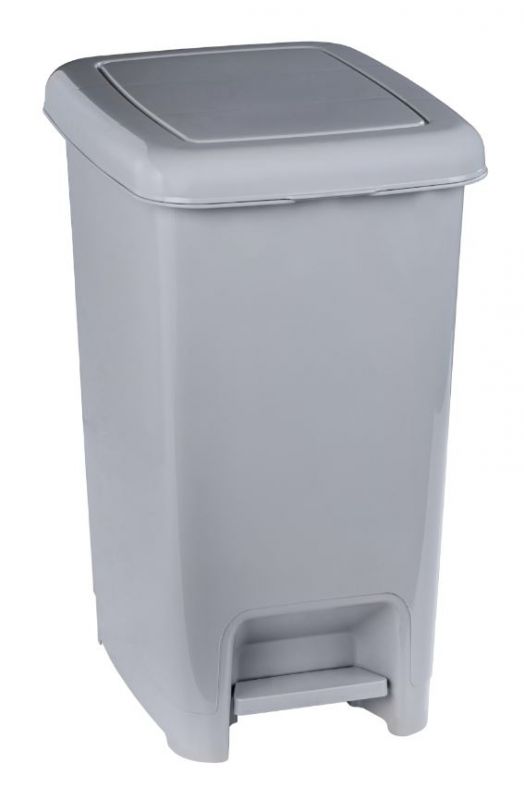 mDesign Cubo de basura cuadrado de metal delgado de 1.5 galones con pedal  escalonado, tapa de cierre fácil, forro extraíble, contenedor de basura
